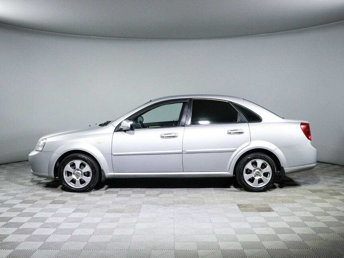 Chevrolet Lacetti с пробегом — 2007 год. Фото: #7