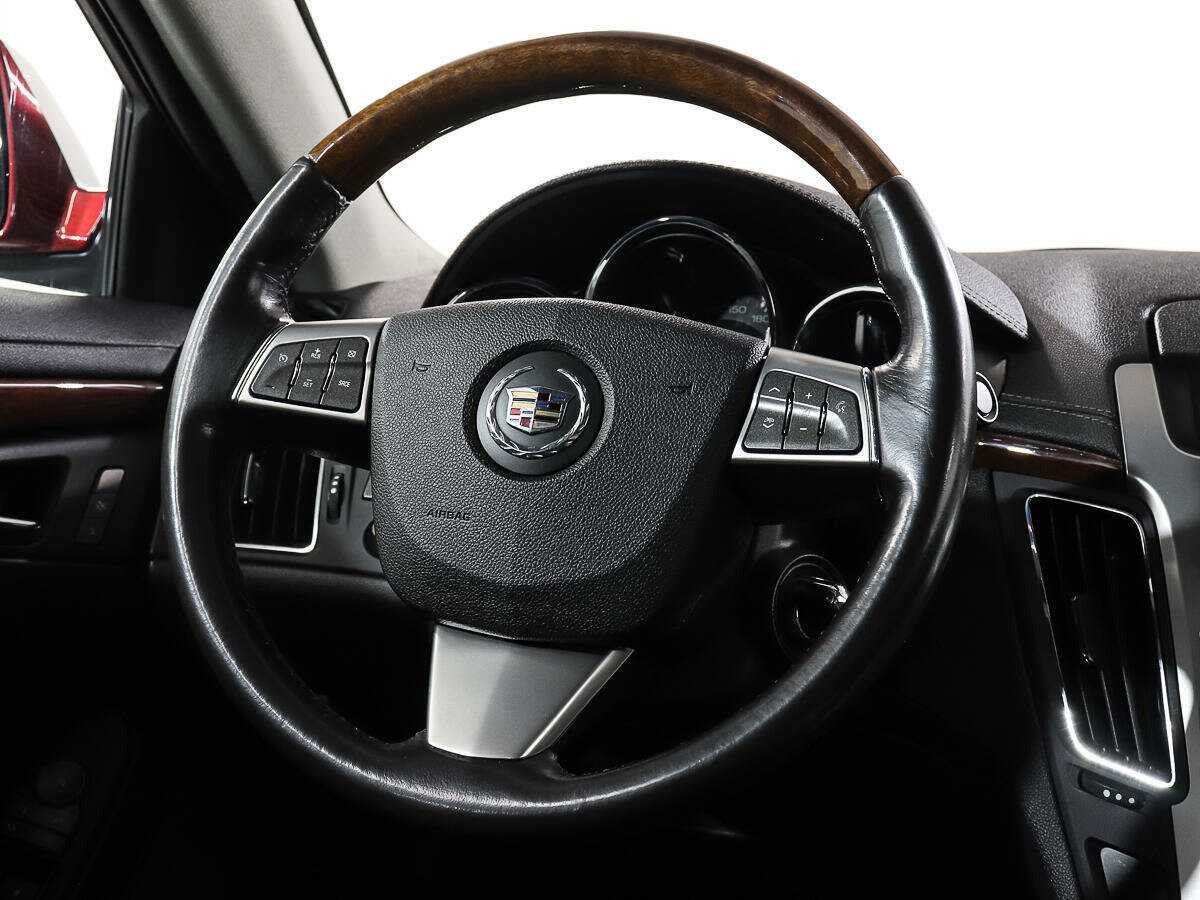 Cadillac CTS с пробегом — 2008 год. Фото: #13