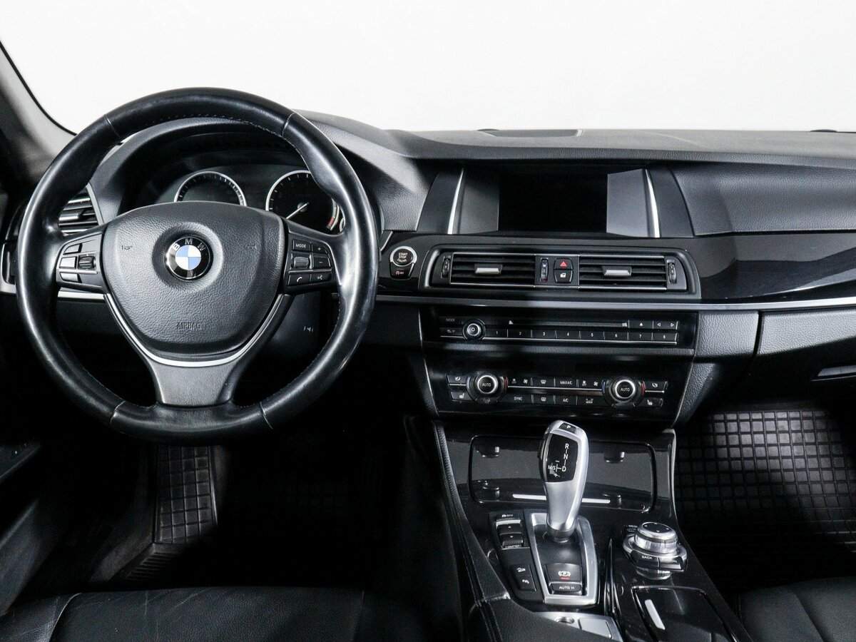 BMW 5 серии с пробегом — 2014 год. Фото: #12