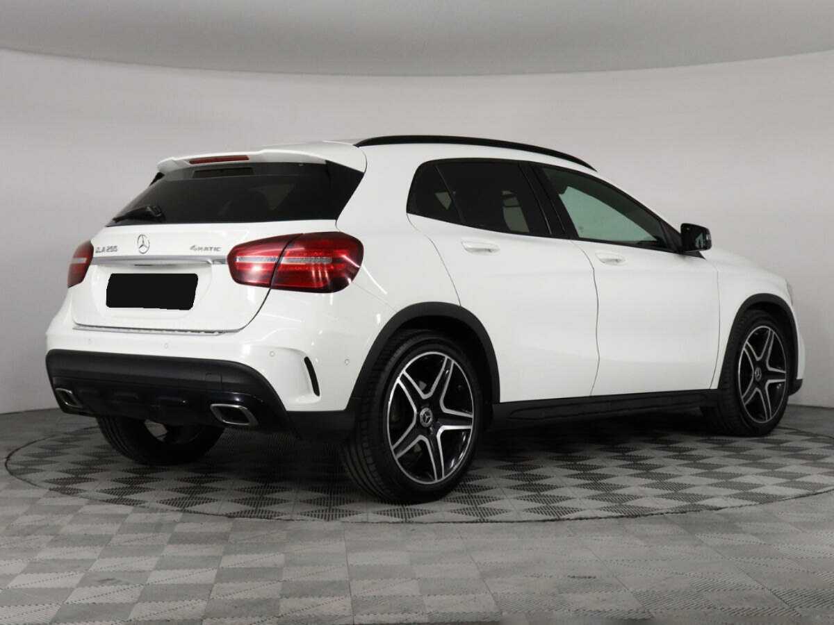 Mercedes-Benz GLA с пробегом — 2017 год. Фото: #4