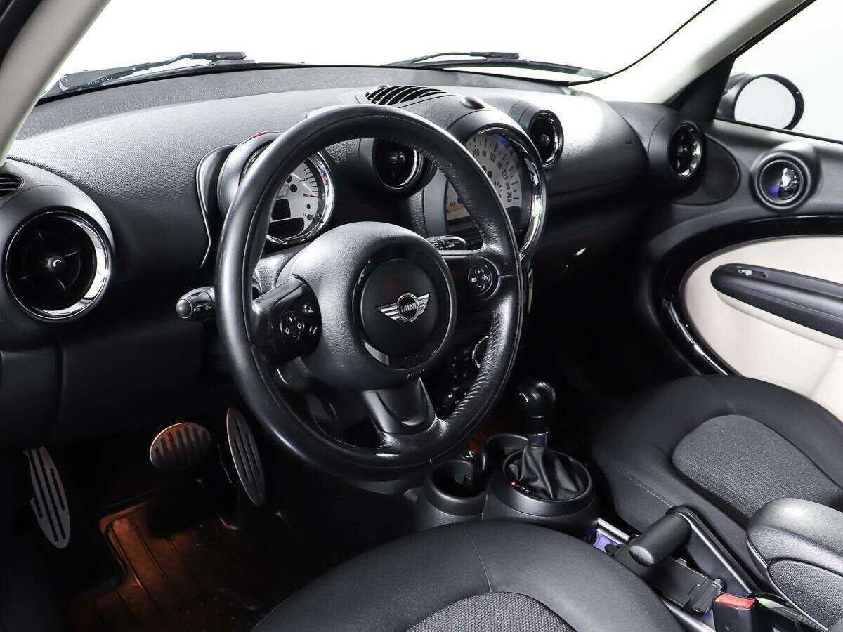 Mini Countryman с пробегом — 2014 год. Фото: #12