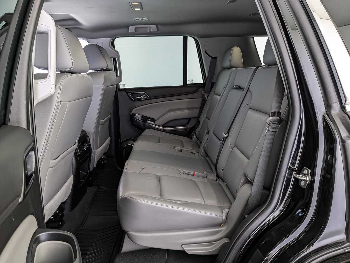Chevrolet Tahoe с пробегом — 2019 год. Фото: #13