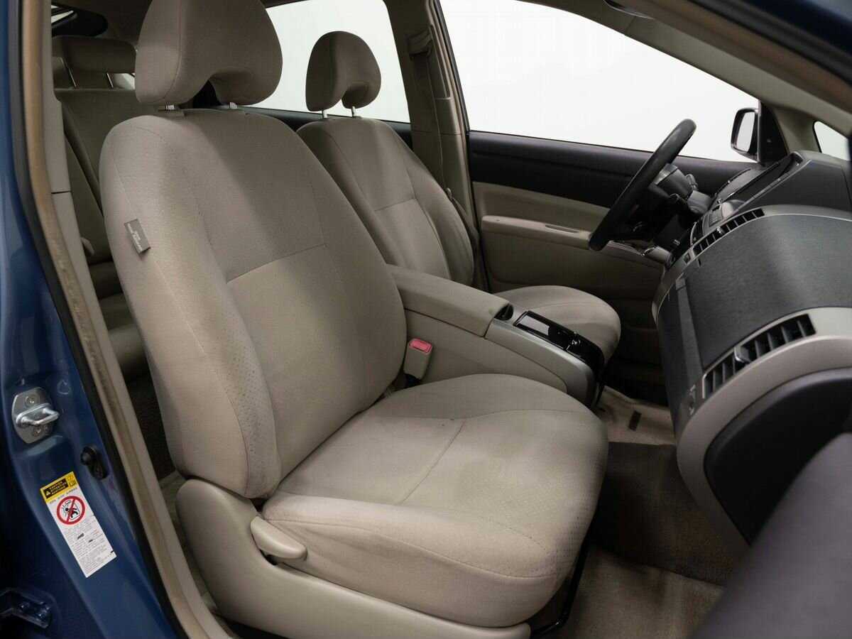 Toyota Prius с пробегом — 2008 год. Фото: #11