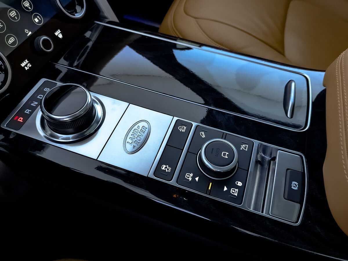 Land Rover Range Rover с пробегом — 2020 год. Фото: #27