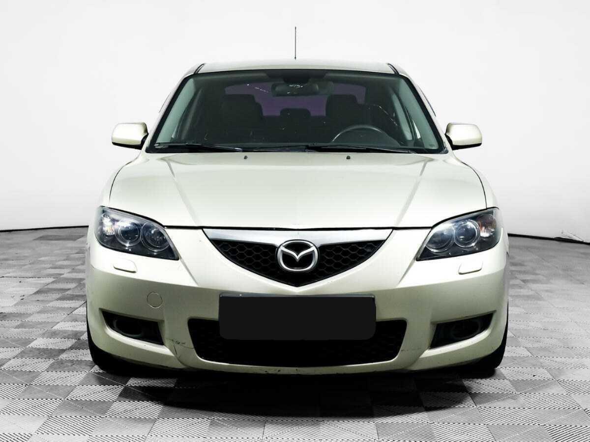 Mazda 3 с пробегом — 2008 год. Фото: #1
