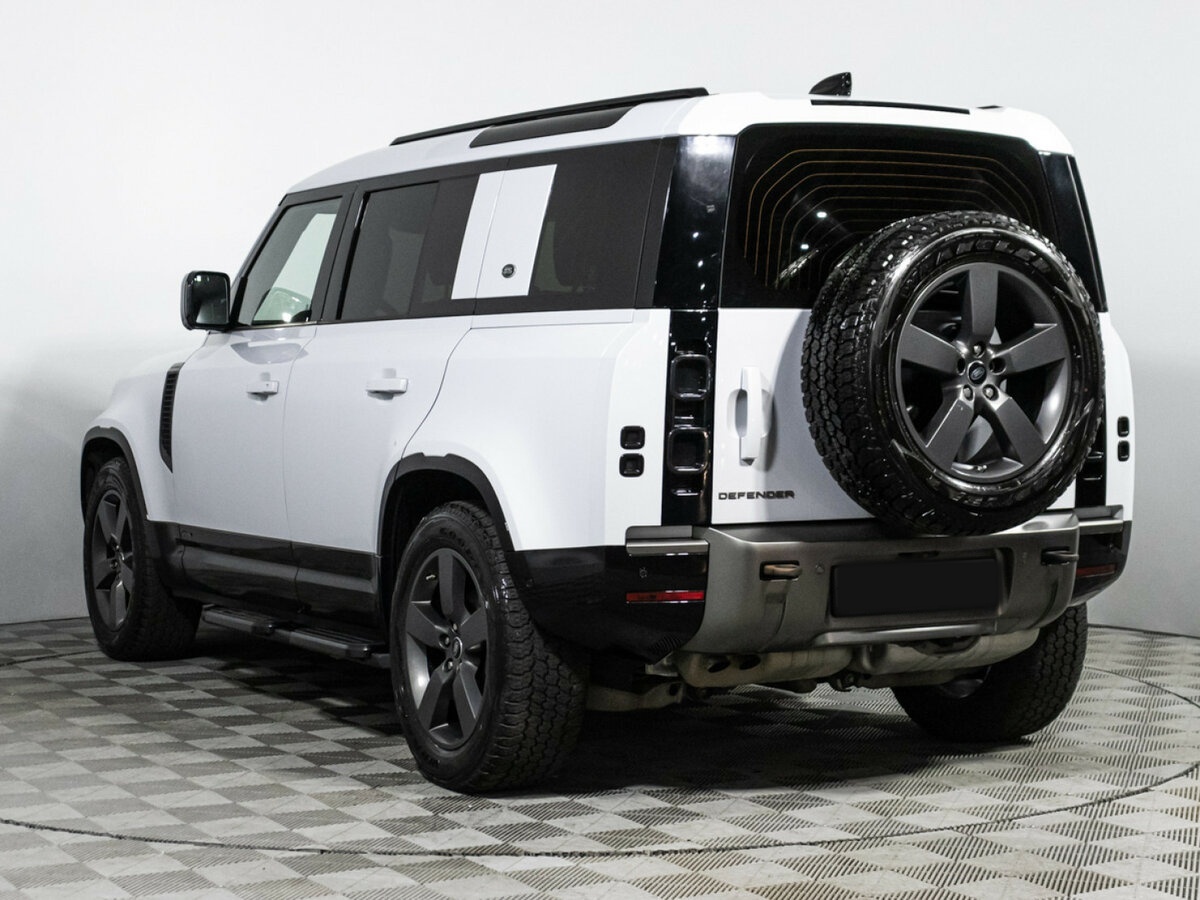 Land Rover Defender с пробегом — 2020 год. Фото: #5