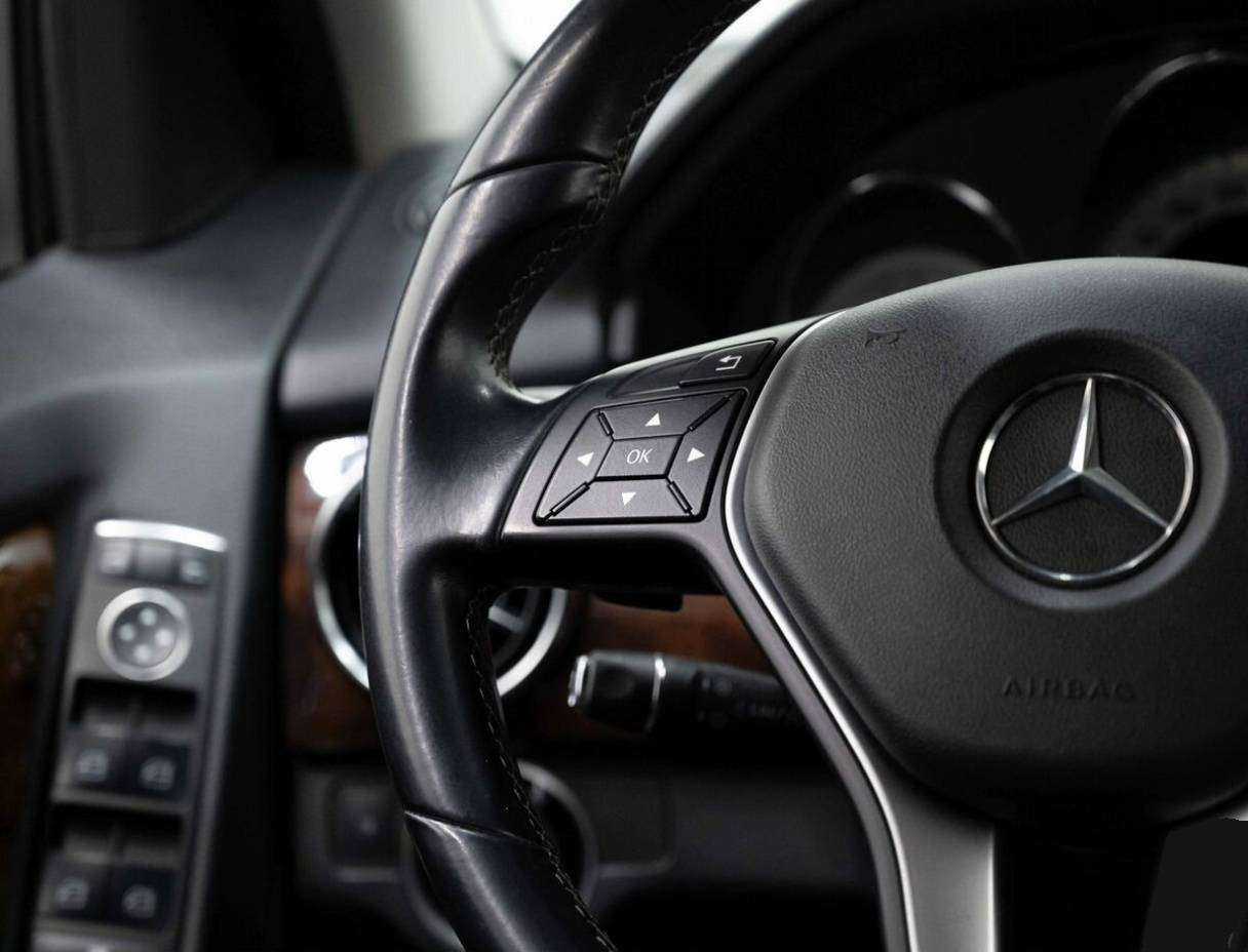 Mercedes-Benz GLK-Класс с пробегом — 2013 год. Фото: #18