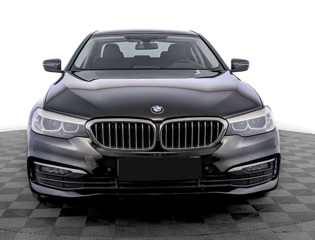 BMW 5 серии с пробегом — 2018 год. Фото: #1