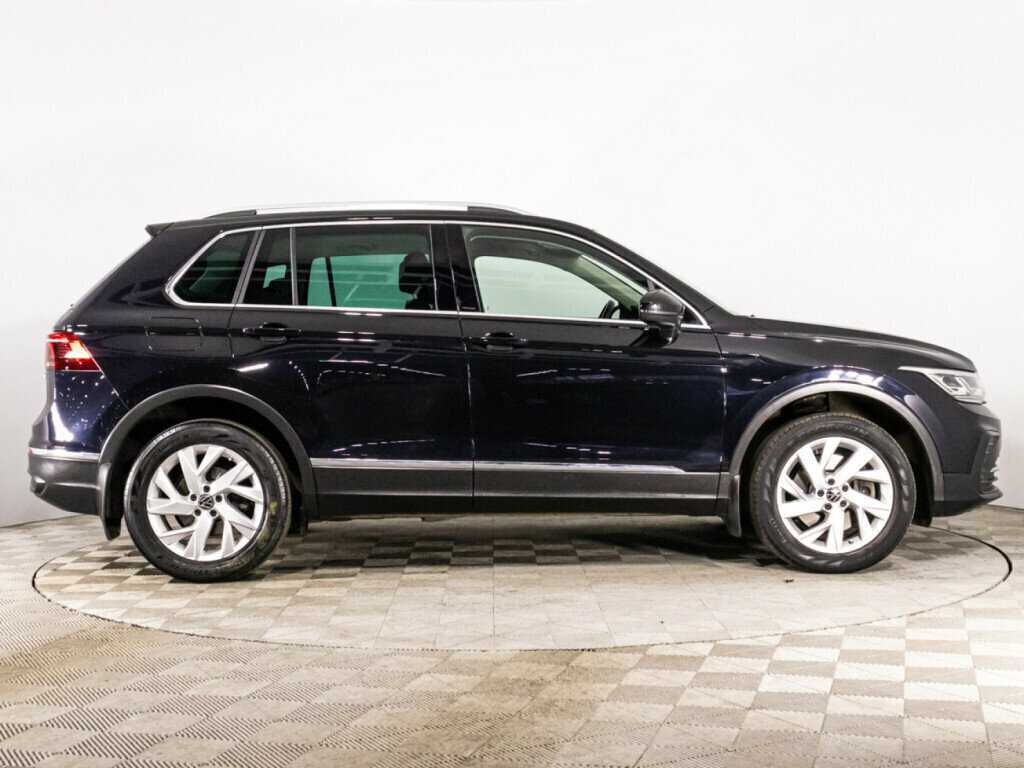 Volkswagen Tiguan с пробегом — 2021 год. Фото: #3