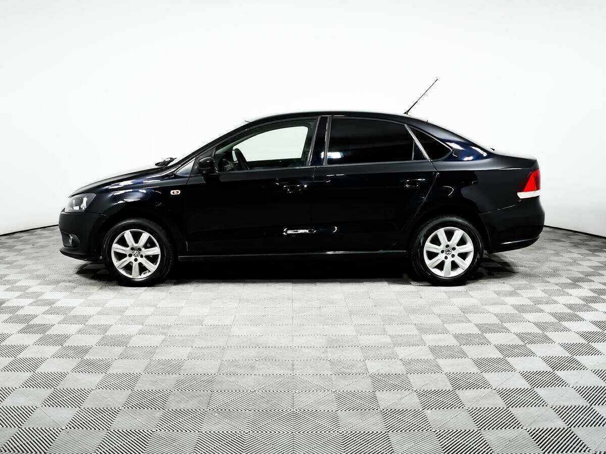 Volkswagen Polo с пробегом — 2010 год. Фото: #7