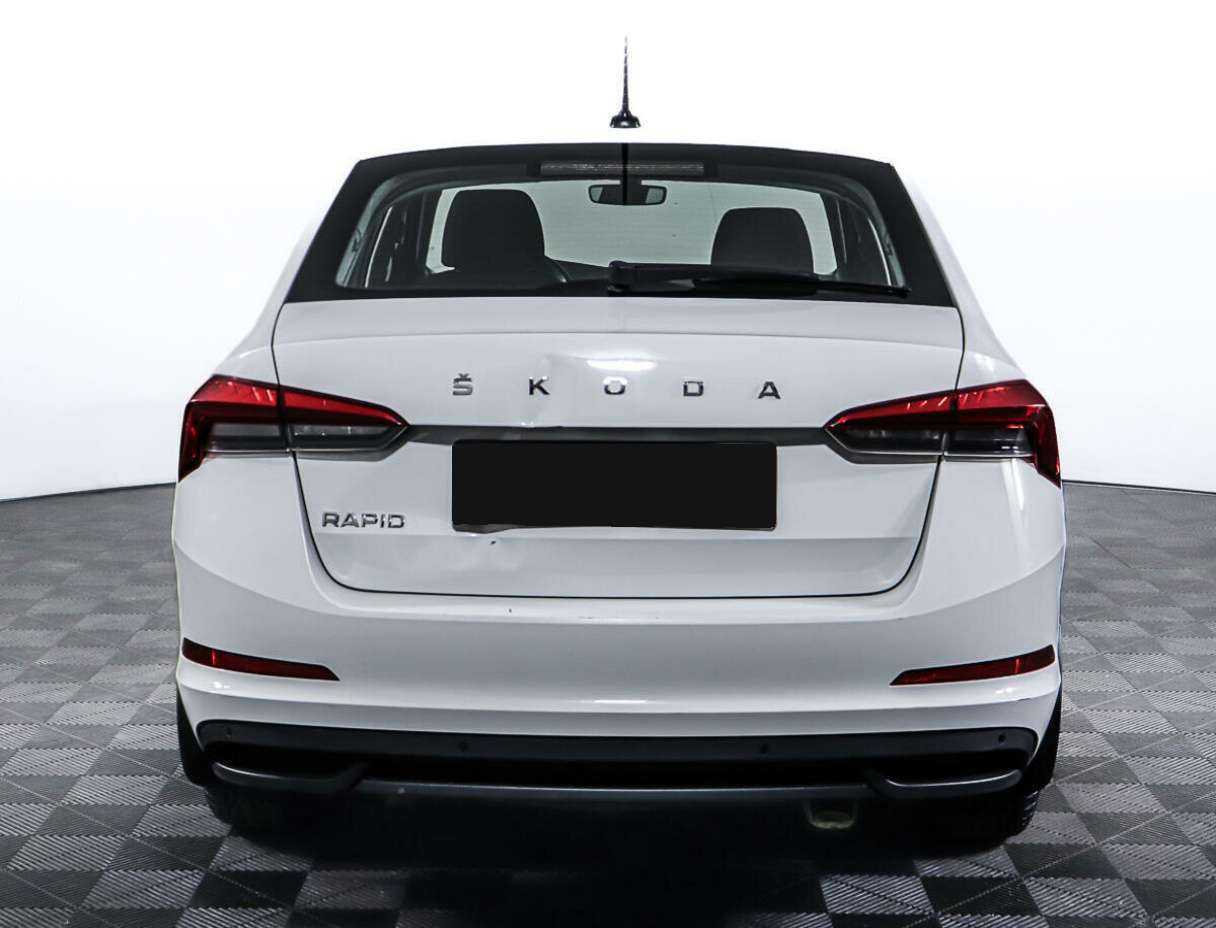 Skoda Rapid с пробегом — 2020 год. Фото: #5