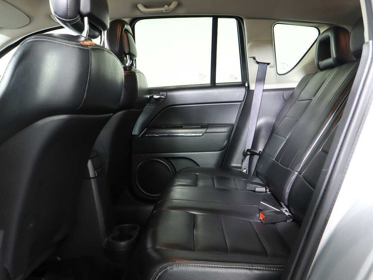 Jeep Compass с пробегом — 2012 год. Фото: #8