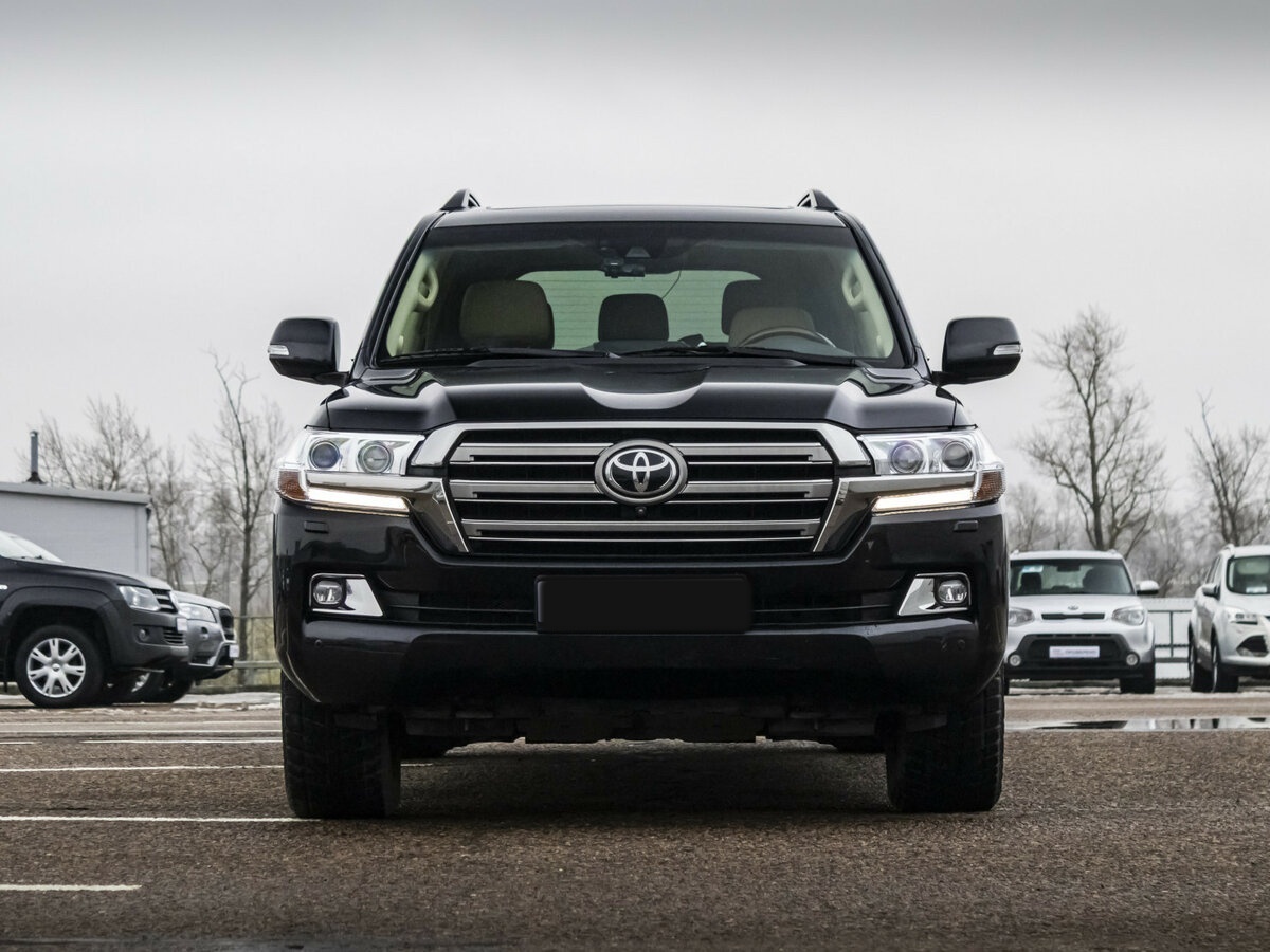 Toyota Land Cruiser с пробегом — 2016 год. Фото: #1