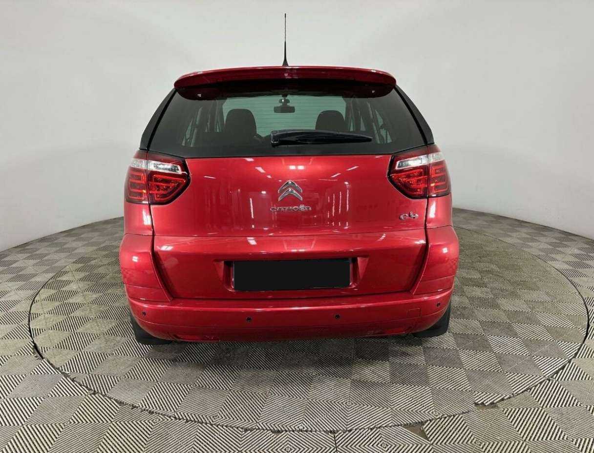 Citroen C4 Picasso с пробегом — 2012 год. Фото: #2