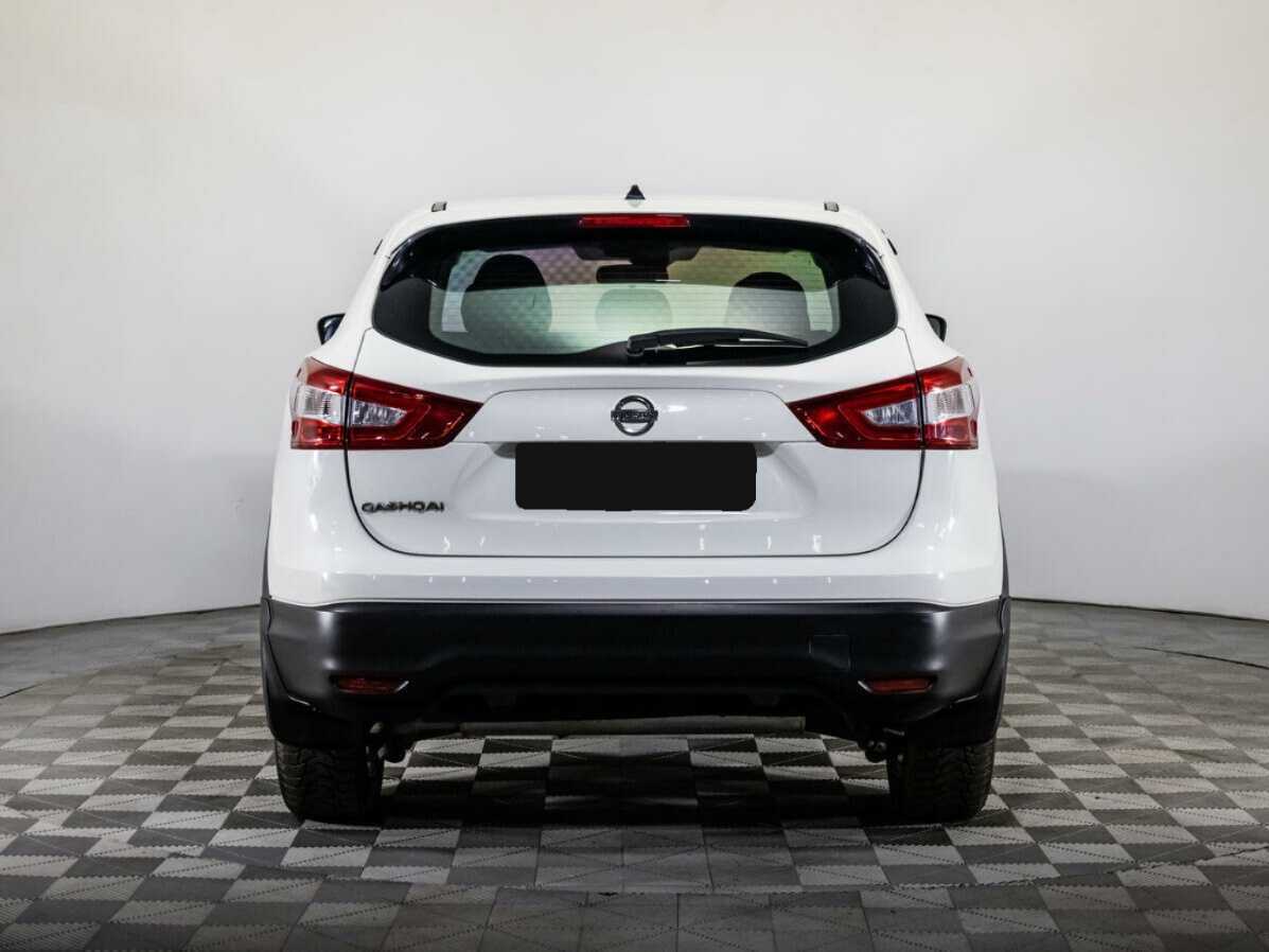 Nissan Qashqai с пробегом — 2015 год. Фото: #4