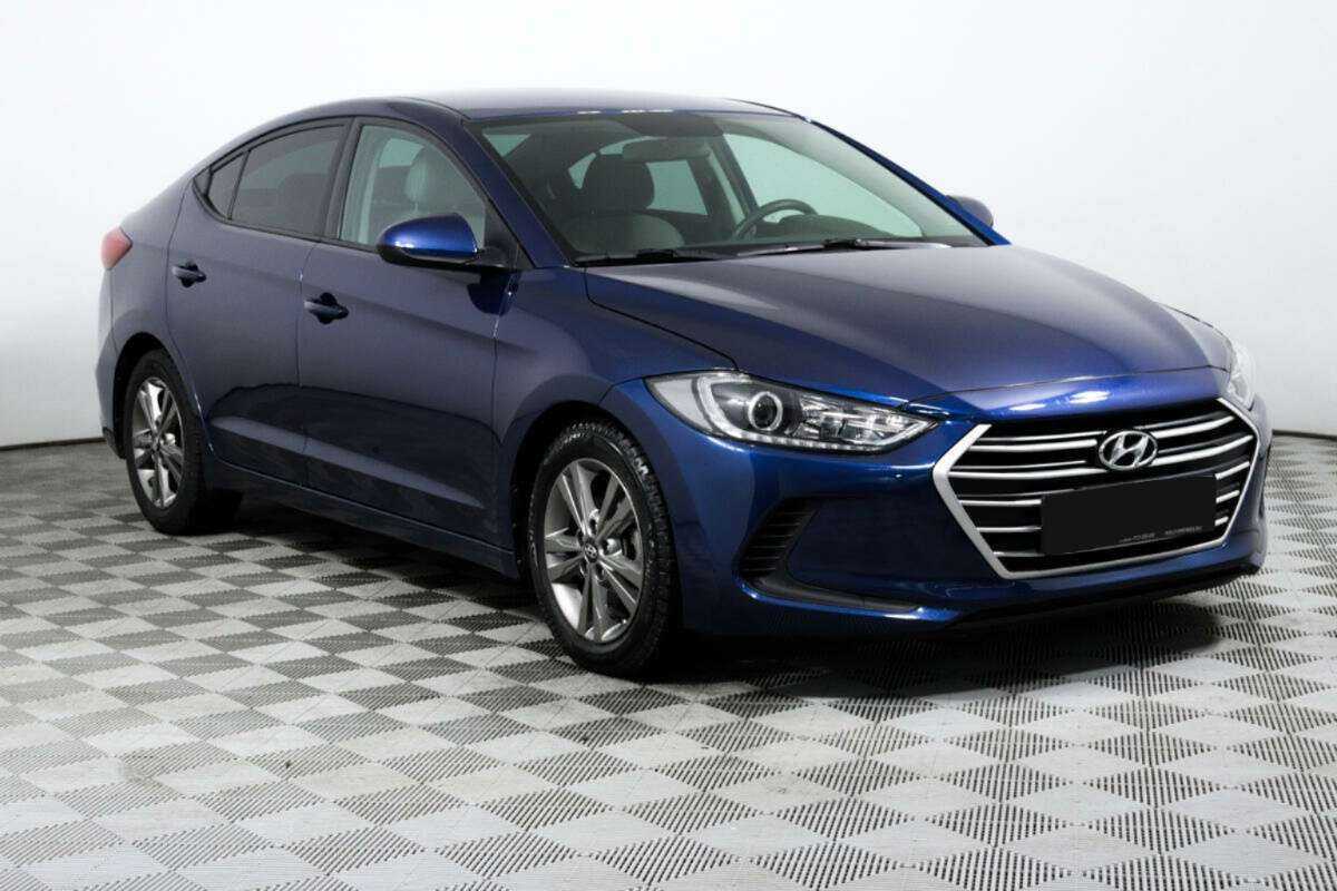 Hyundai Elantra с пробегом — 2016 год. Фото: #2