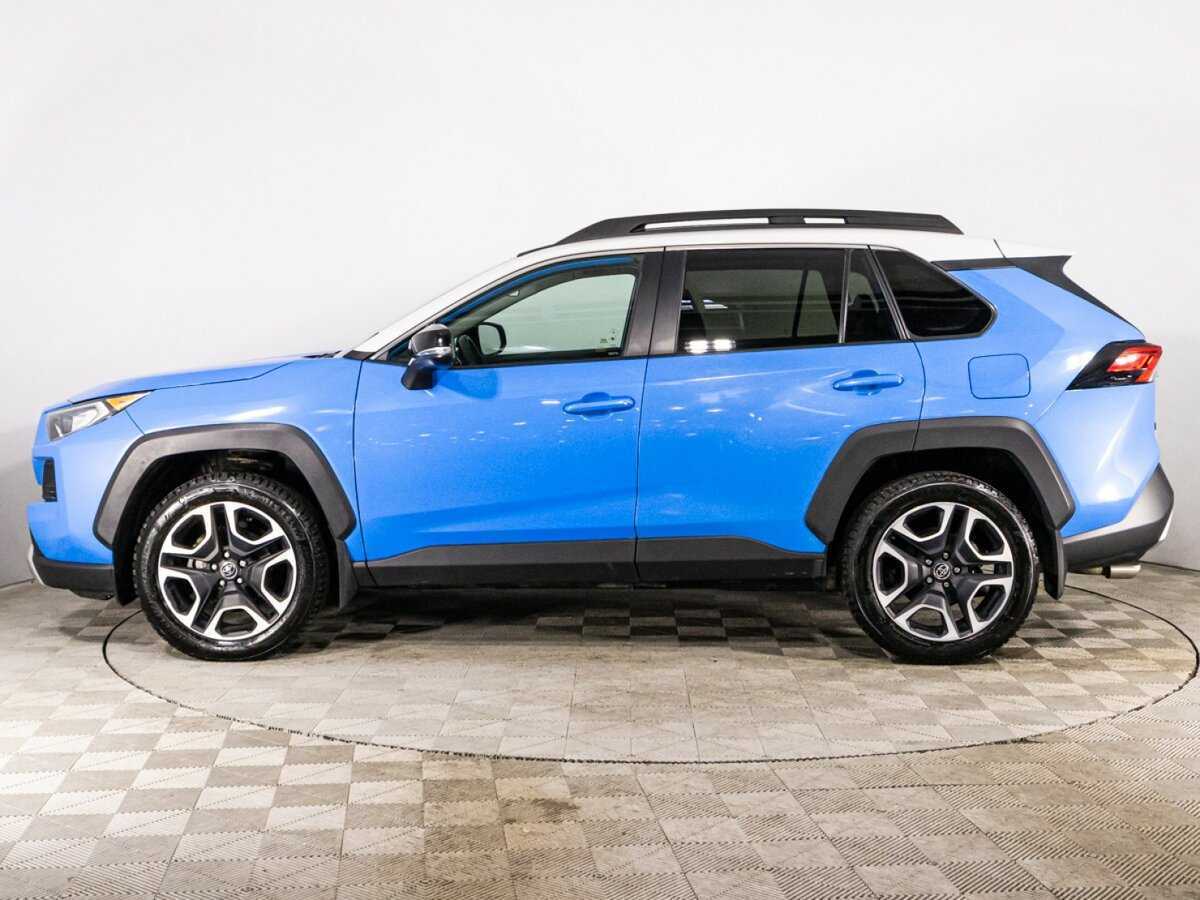 Toyota RAV4 с пробегом — 2019 год. Фото: #7