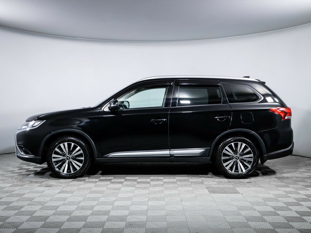 Mitsubishi Outlander с пробегом — 2019 год. Фото: #7