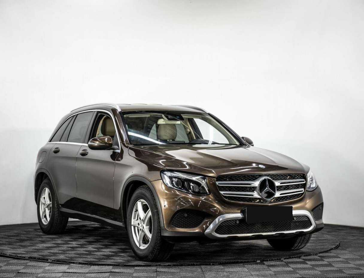 Mercedes-Benz GLC с пробегом — 2015 год. Фото: #1