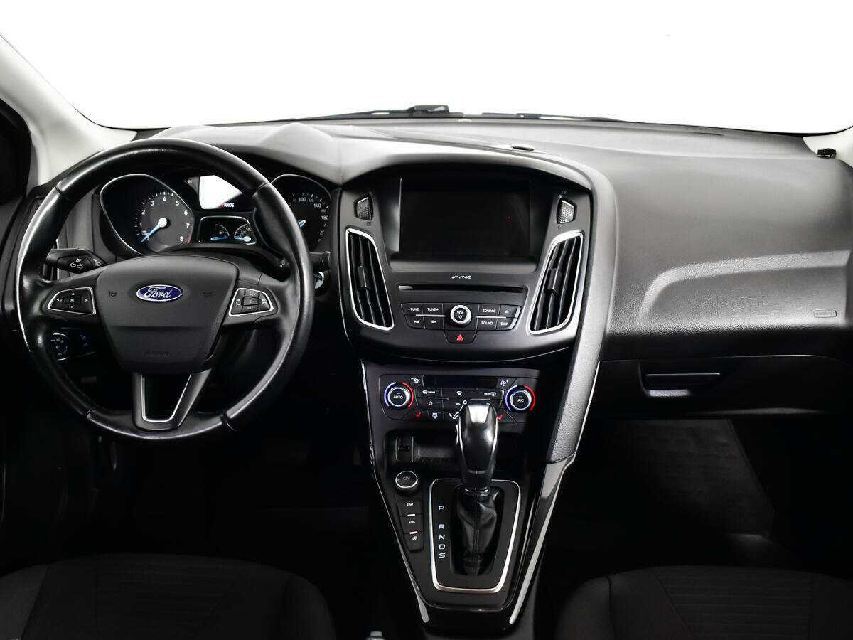 Ford Focus с пробегом — 2017 год. Фото: #11