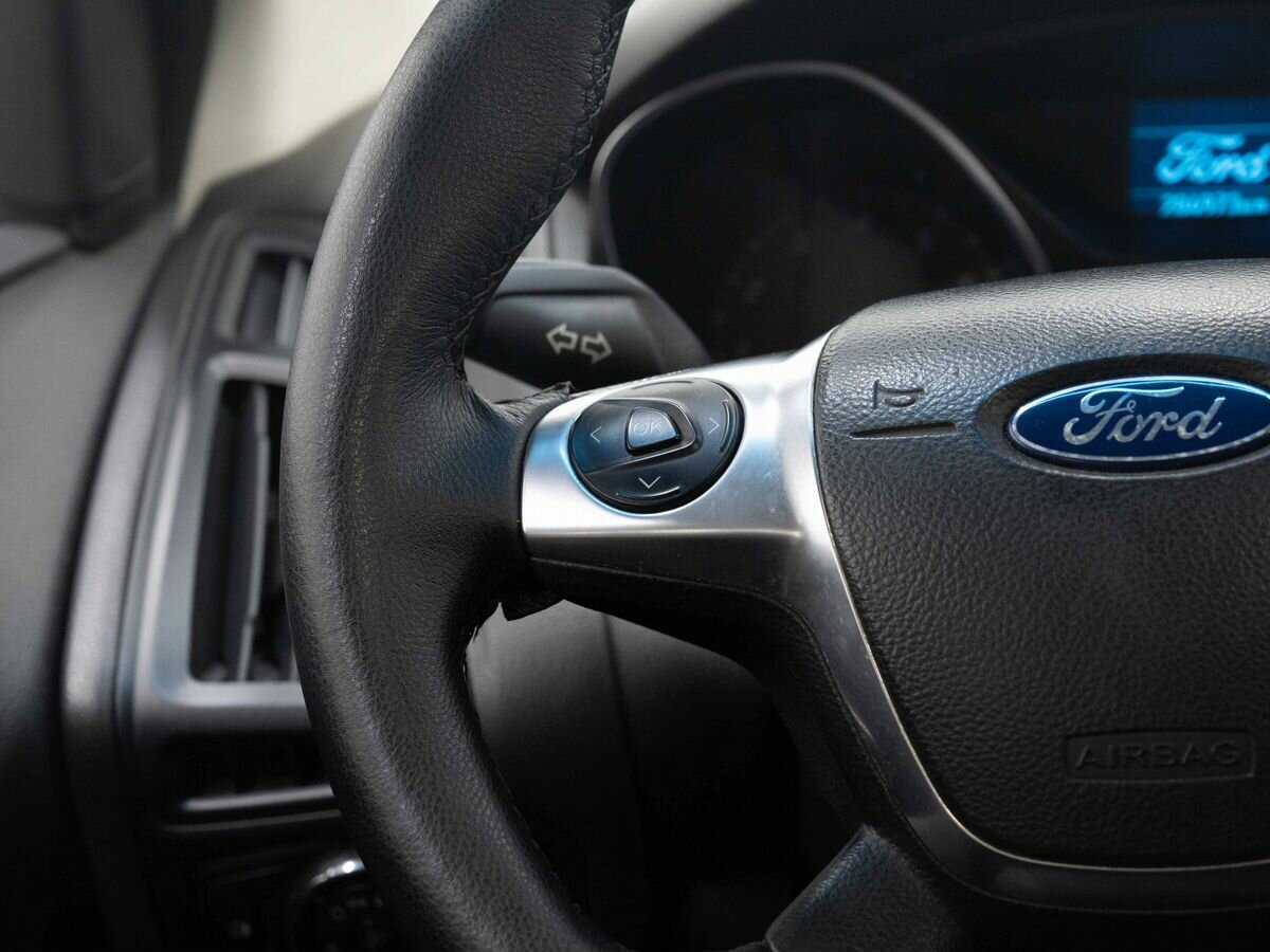Ford Focus с пробегом — 2011 год. Фото: #16
