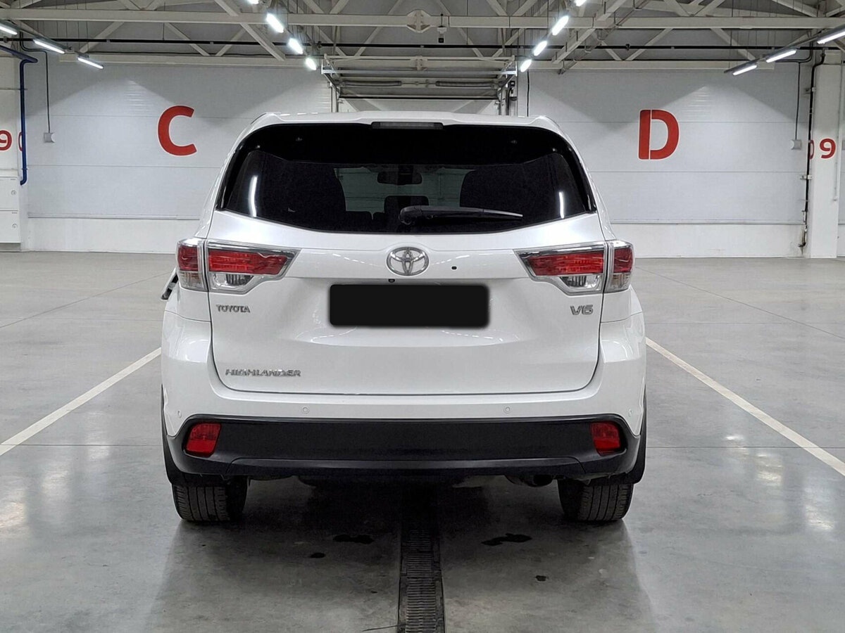Toyota Highlander с пробегом — 2014 год. Фото: #5