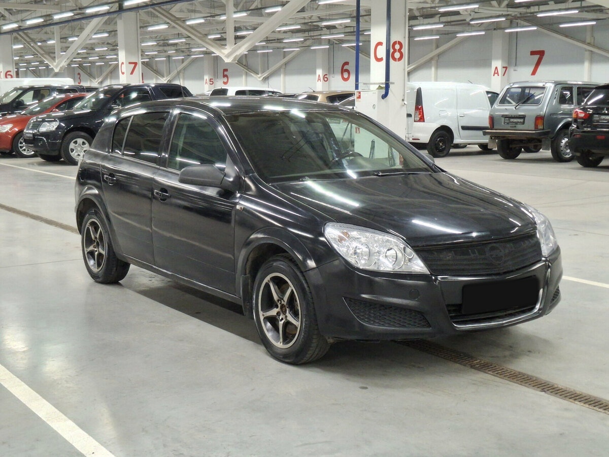 Opel Astra с пробегом — 2007 год. Фото: #2