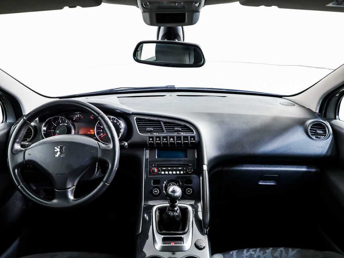 Peugeot 3008 с пробегом — 2011 год. Фото: #8
