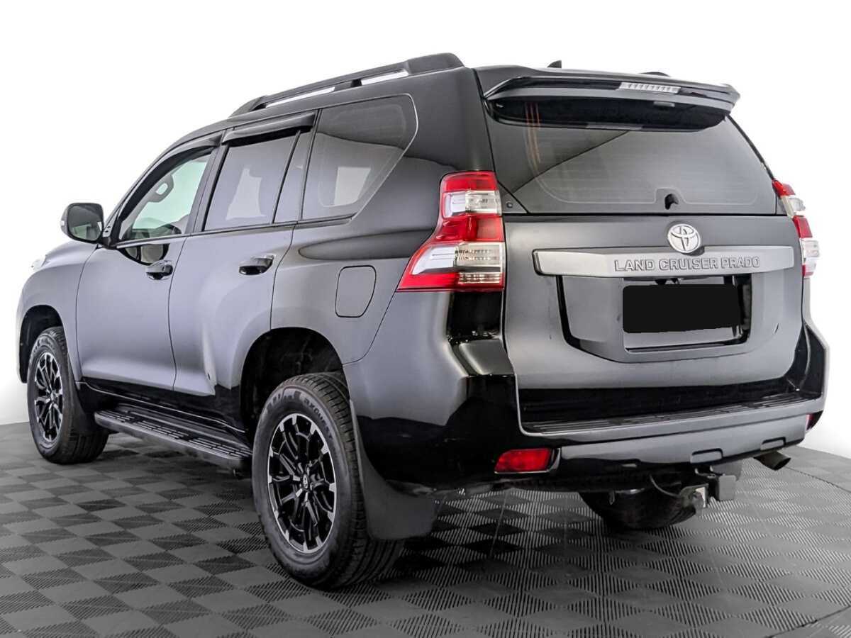 Toyota Land Cruiser Prado с пробегом — 2017 год. Фото: #6