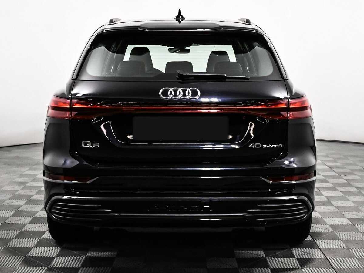 Audi Q5 e-tron с пробегом — 2022 год. Фото: #5