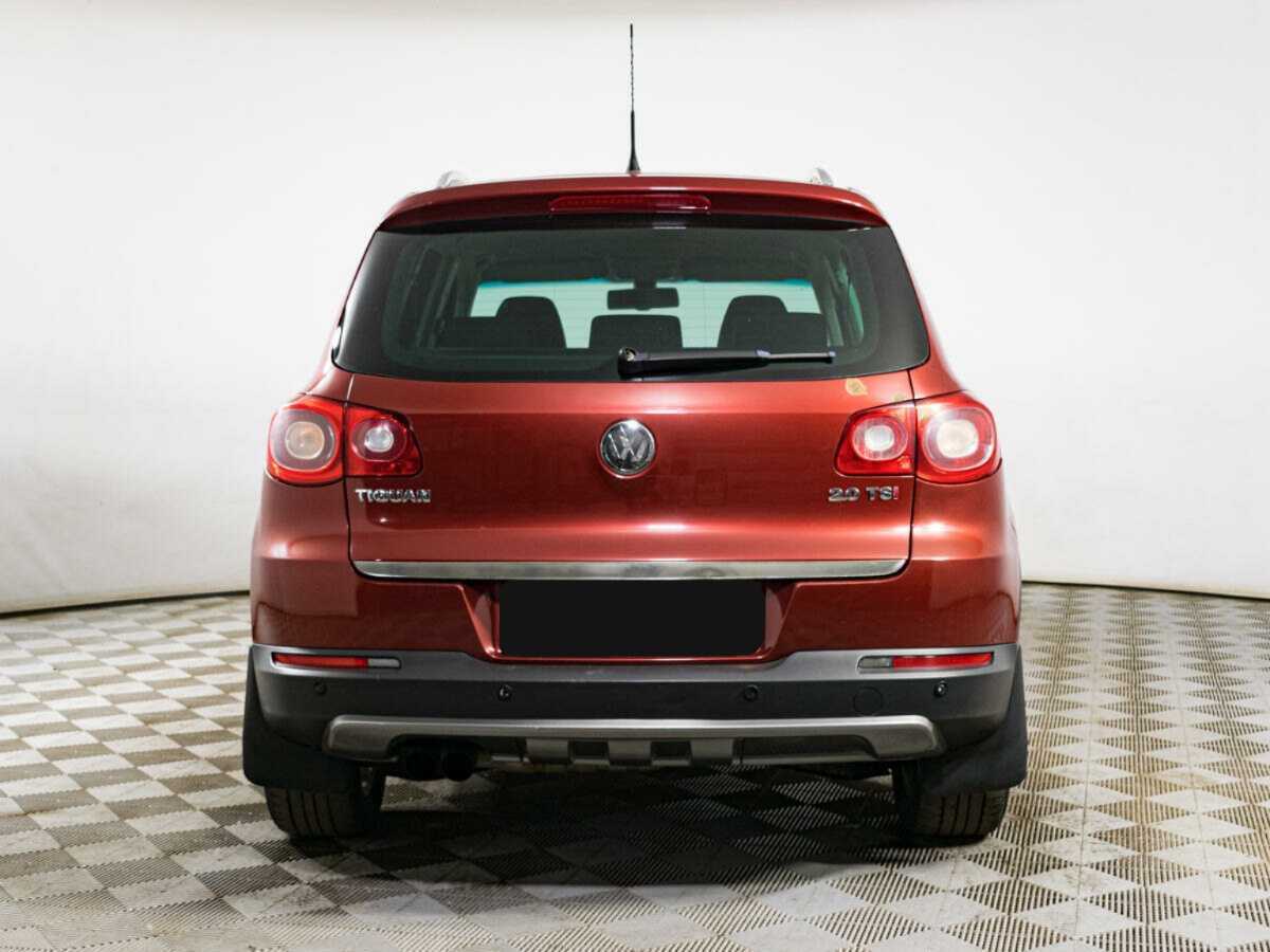 Volkswagen Tiguan с пробегом — 2009 год. Фото: #4