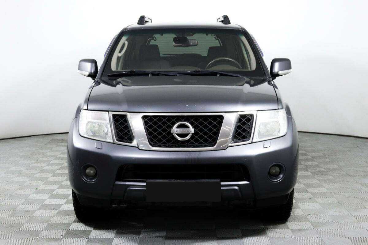 Nissan Pathfinder с пробегом — 2011 год. Фото: #1