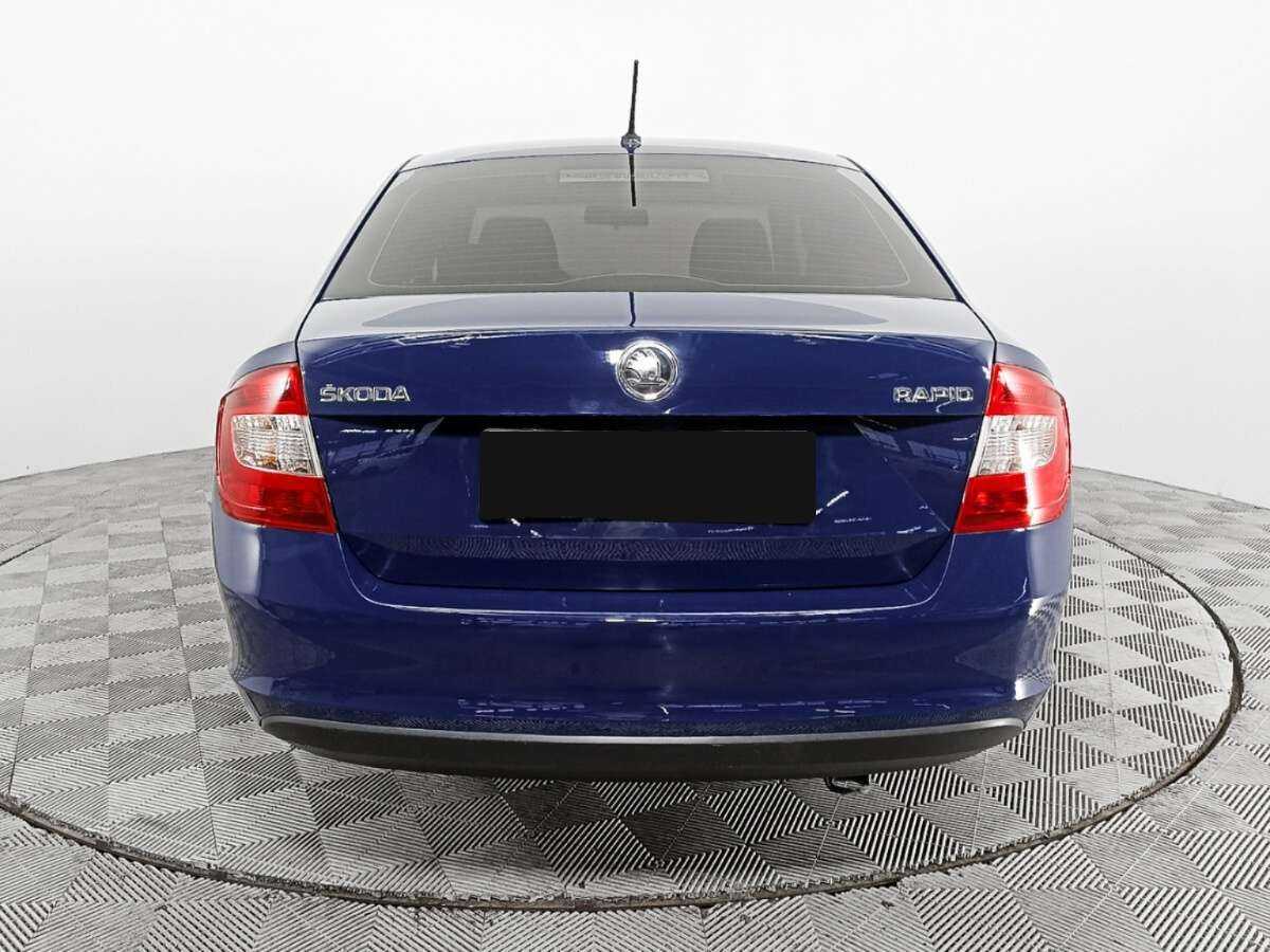 Skoda Rapid с пробегом — 2016 год. Фото: #5