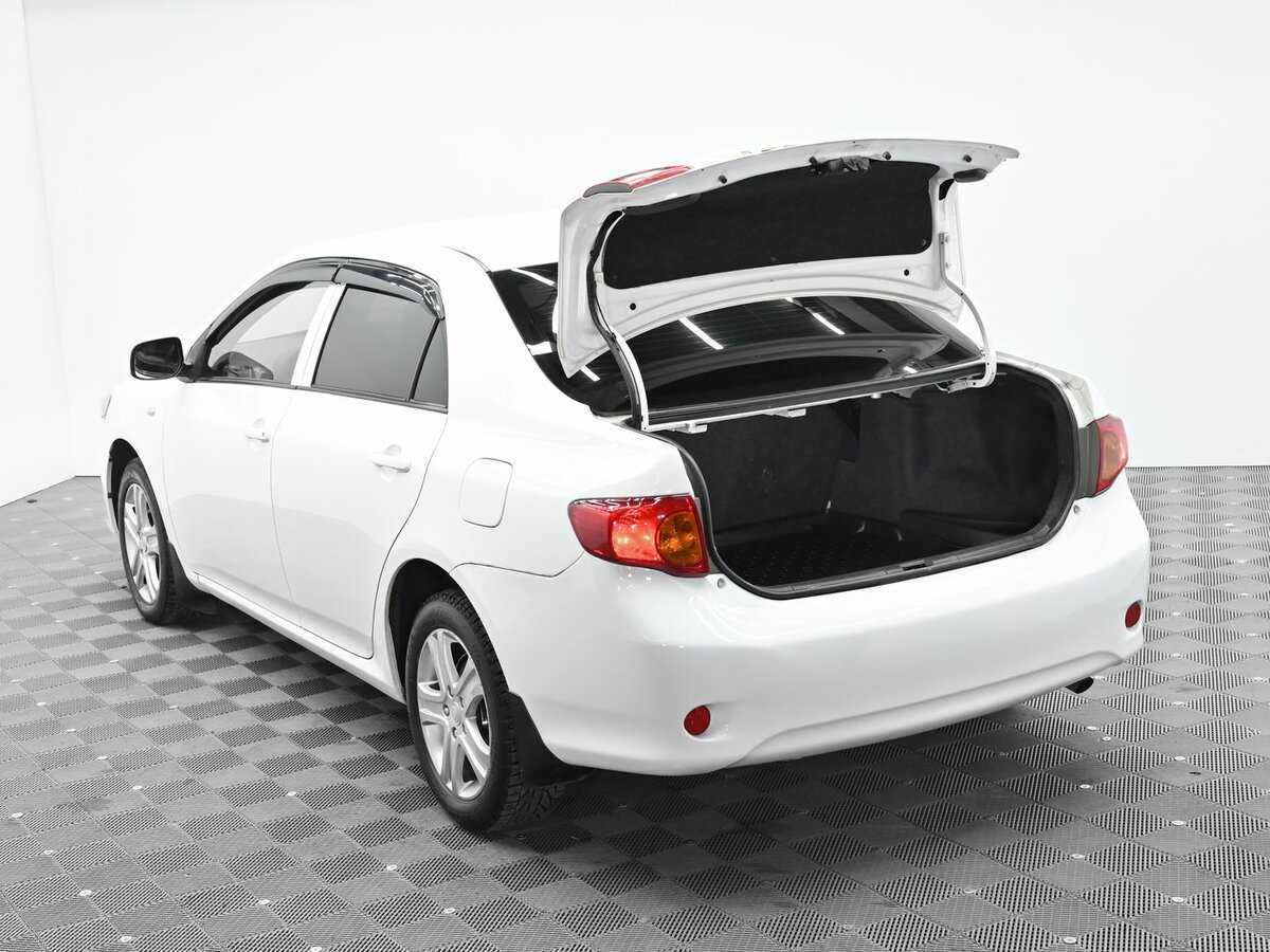 Toyota Corolla с пробегом — 2010 год. Фото: #4