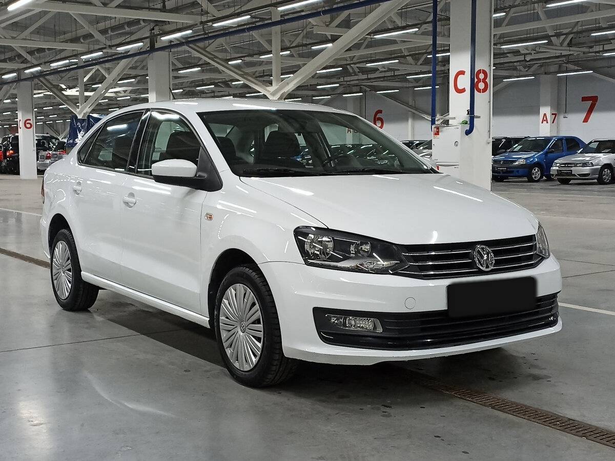 Volkswagen Polo с пробегом — 2018 год. Фото: #2