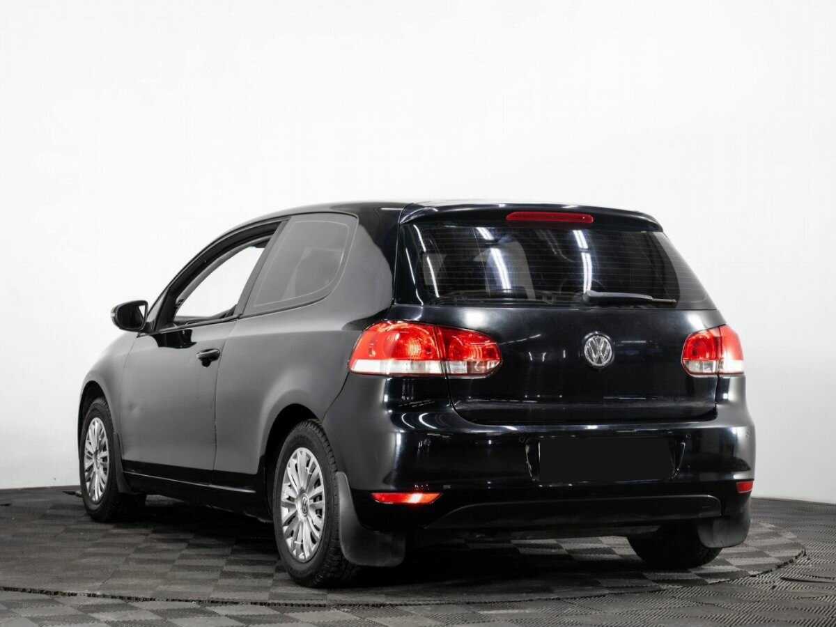 Volkswagen Golf с пробегом — 2009 год. Фото: #5
