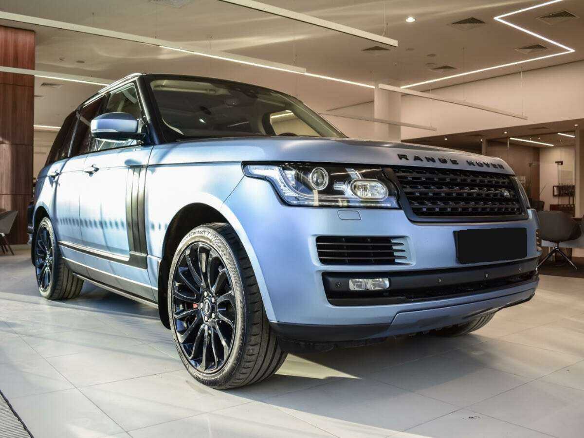 Land Rover Range Rover с пробегом — 2017 год. Фото: #2