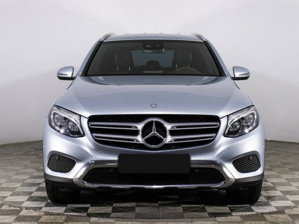 Mercedes-Benz GLC с пробегом — 2015 год. Фото: #1