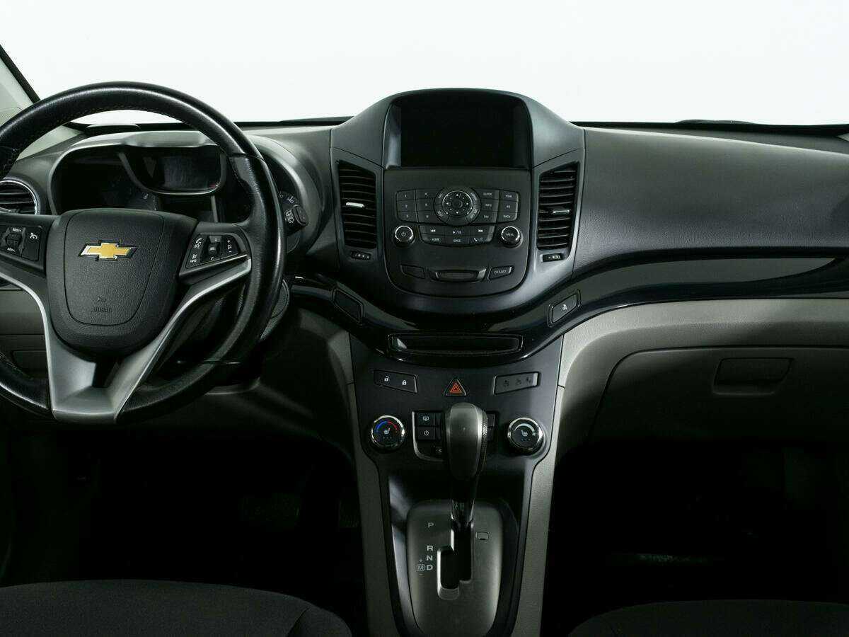 Chevrolet Orlando с пробегом — 2014 год. Фото: #7