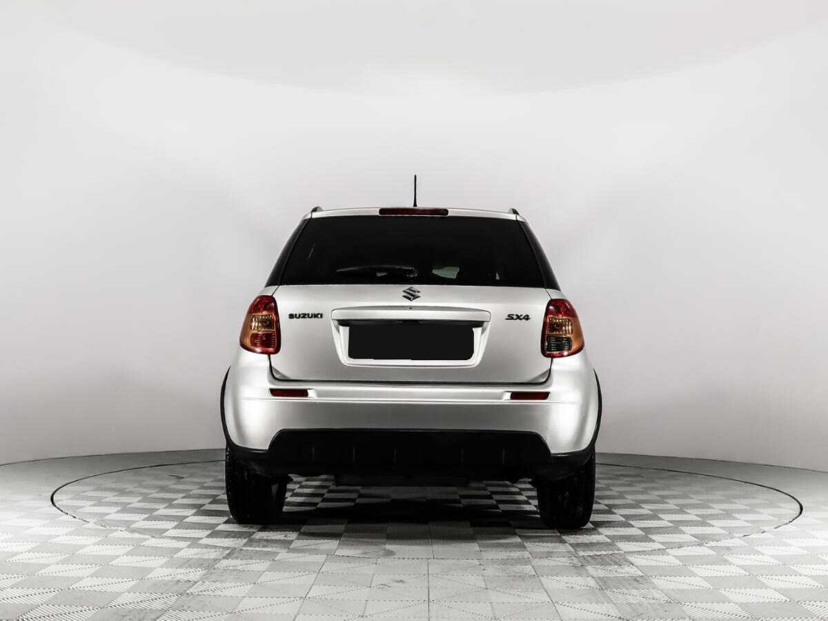 Suzuki SX4 с пробегом — 2008 год. Фото: #5