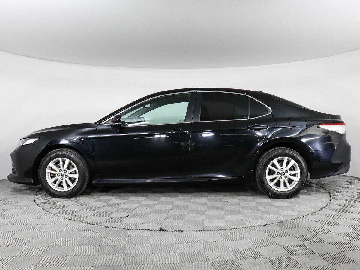 Toyota Camry с пробегом — 2019 год. Фото: #7