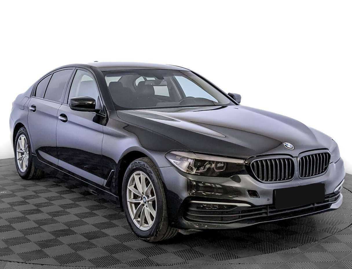 BMW 5 серии с пробегом — 2018 год. Фото: #2