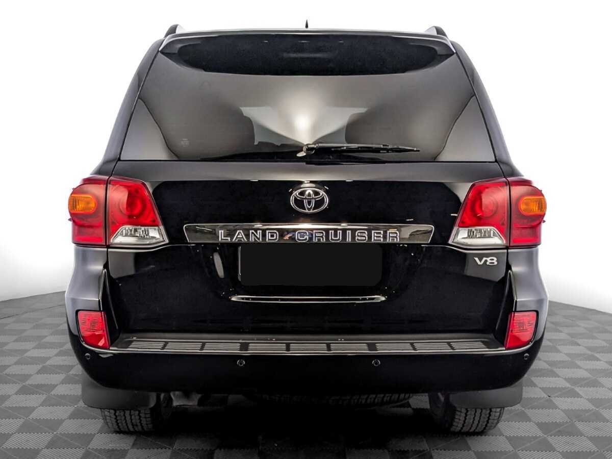 Toyota Land Cruiser с пробегом — 2014 год. Фото: #5