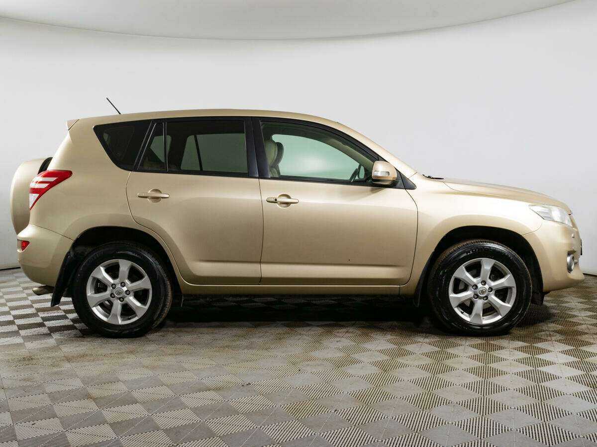 Toyota RAV4 с пробегом — 2010 год. Посмотреть фото