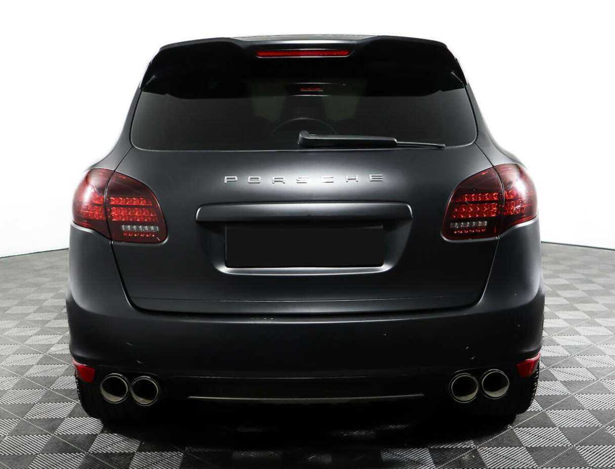 Porsche Cayenne с пробегом — 2012 год. Фото: #5