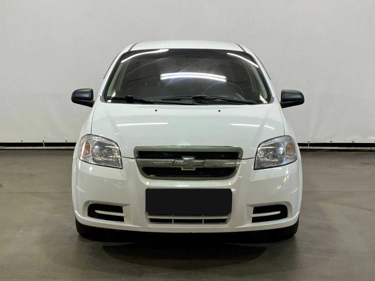 Chevrolet Aveo с пробегом — 2011 год. Фото: #1