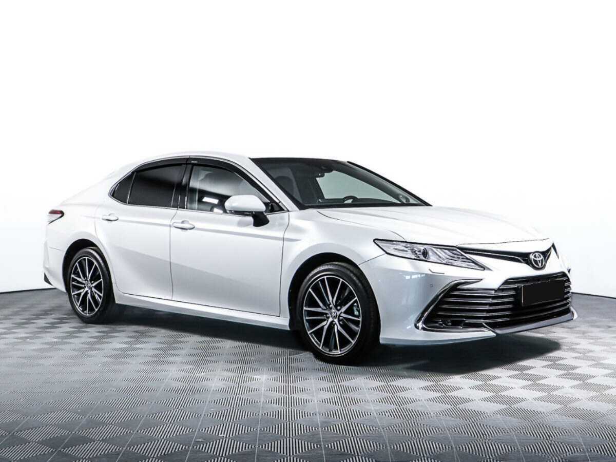 Toyota Camry с пробегом — 2021 год. Фото: #2