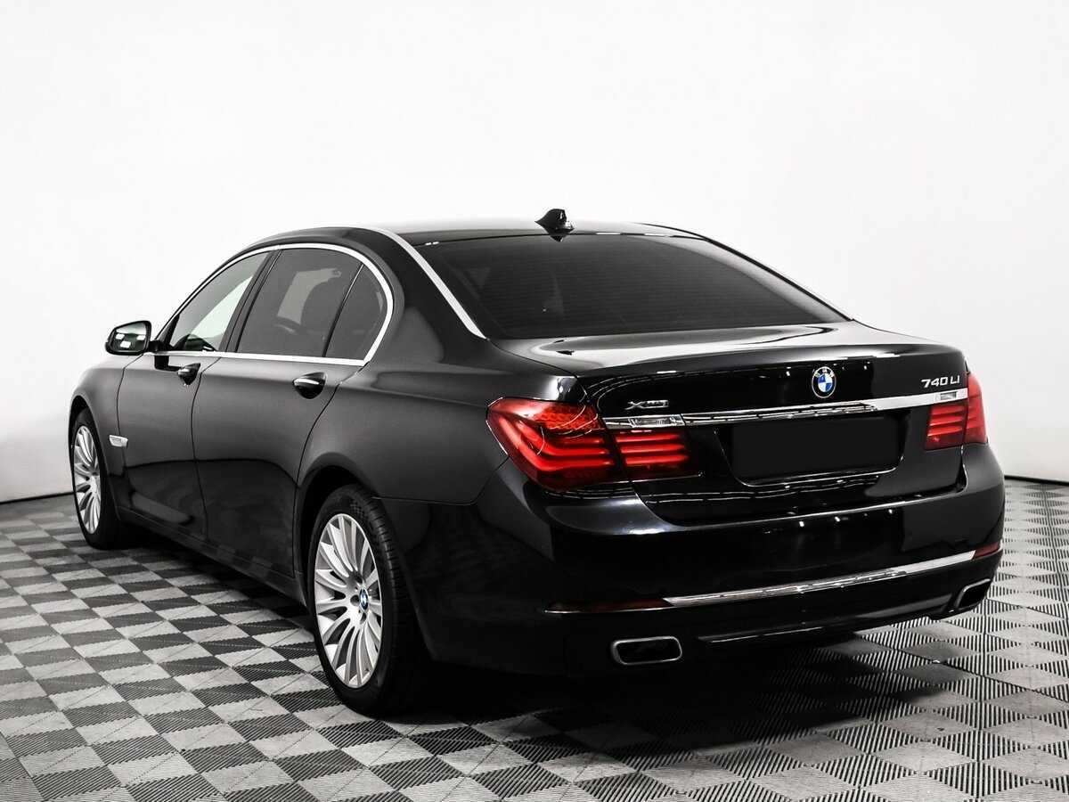 BMW 7 серии с пробегом — 2014 год. Фото: #6