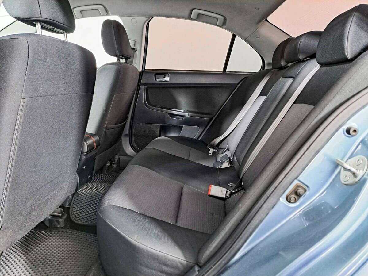 Mitsubishi Lancer с пробегом — 2008 год. Фото: #9