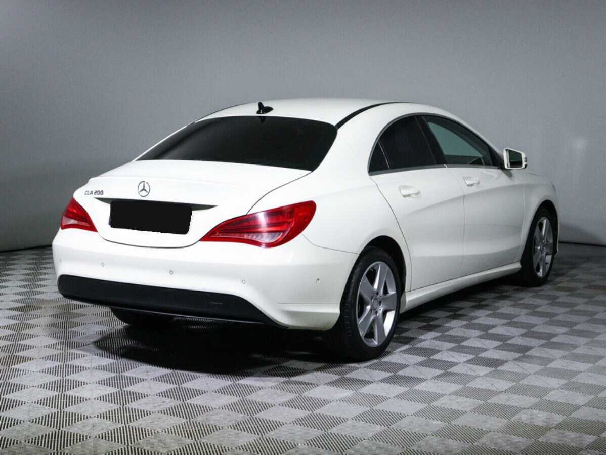 Mercedes-Benz CLA с пробегом — 2013 год. Фото: #4